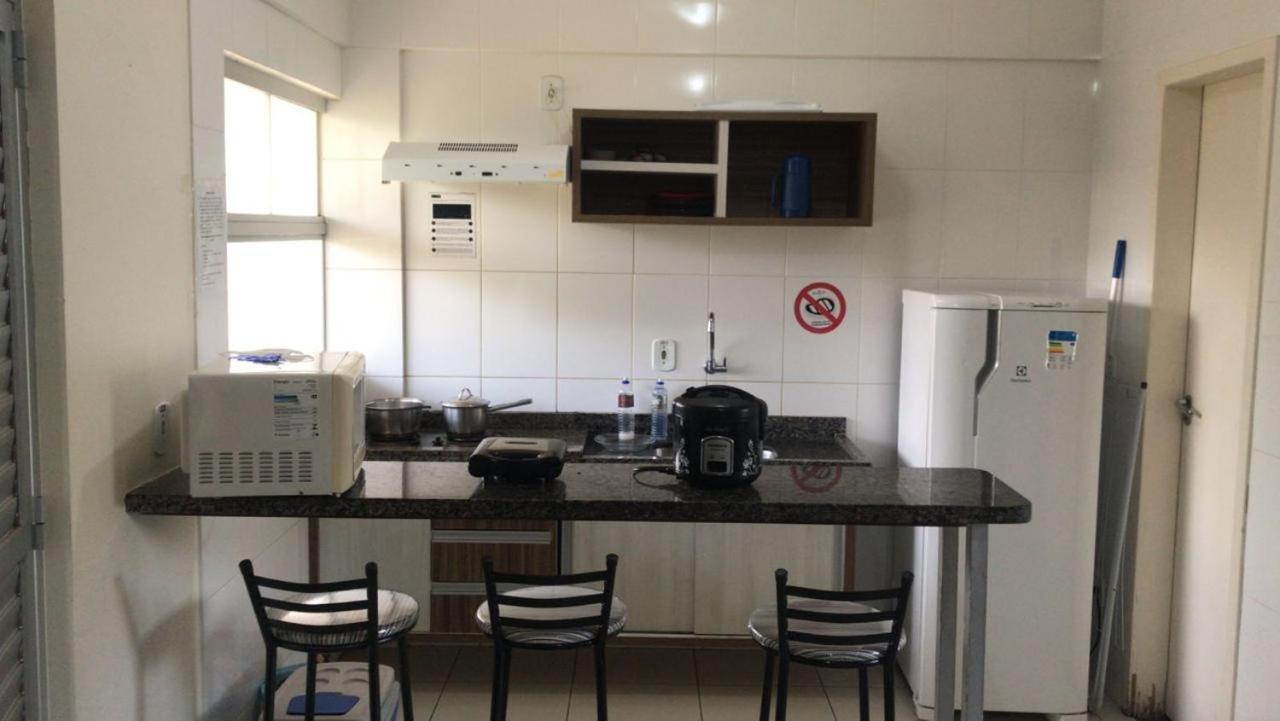 Lacqua Diroma Apartamento Completo Com Fogao, Geladeira, Micro-Ondas, Piscina 24H, Acomoda Ate 5 Pessoas Caldas Novas Exterior foto